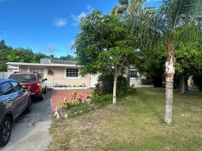 916 Caroline Avenue, West Palm Beach FL 33413