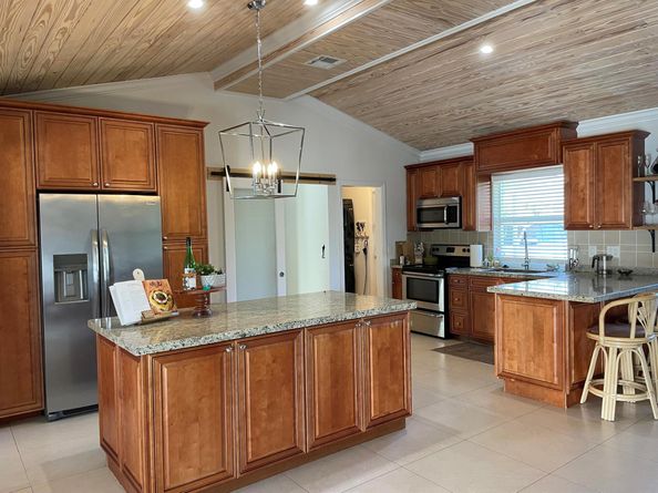 638 Date Palm Drive, Lake Park FL 33403