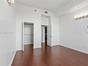 335 S Biscayne Boulevard UPH02, Miami FL 33131