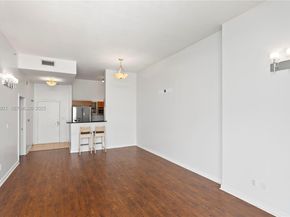 335 S Biscayne Boulevard UPH02, Miami FL 33131