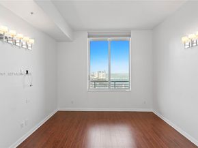 335 S Biscayne Boulevard UPH02, Miami FL 33131