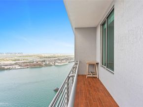335 S Biscayne Boulevard UPH02, Miami FL 33131