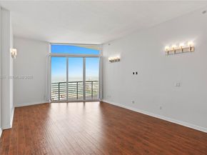 335 S Biscayne Boulevard UPH02, Miami FL 33131