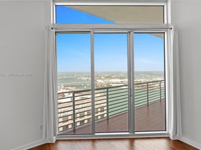335 S Biscayne Boulevard UPH02, Miami FL 33131