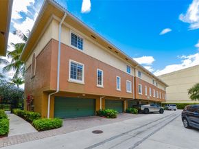 2811 NE 185th Street 801, Aventura FL 33180