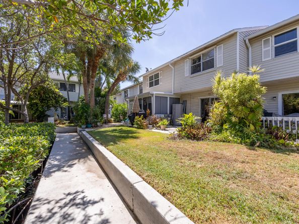 2753 NE 15th Street, Pompano Beach FL 33062