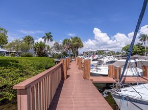 2753 NE 15th Street, Pompano Beach FL 33062