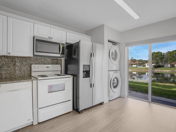 3474 Briar Bay Boulevard 103, West Palm Beach FL 33411