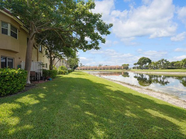 3474 Briar Bay Boulevard 103, West Palm Beach FL 33411