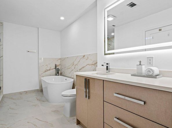 21 Stratford Drive C, Boynton Beach FL 33436