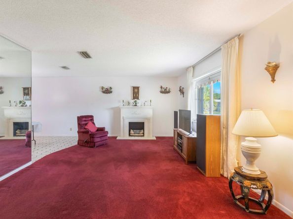 6975 NW 12th Street, Margate FL 33063