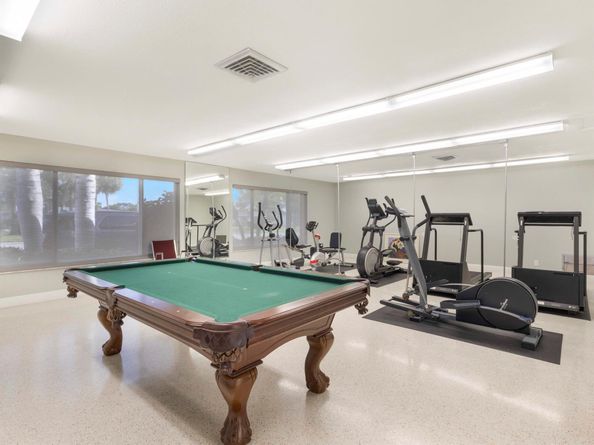 6975 NW 12th Street, Margate FL 33063