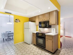 6975 NW 12th Street, Margate FL 33063