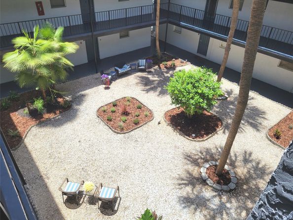 2800 Somerset 312, Lauderdale Lakes FL 33311