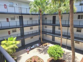 2800 Somerset 312, Lauderdale Lakes FL 33311
