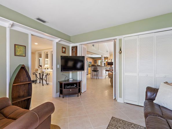 17205 Hilliard Terrace, Jupiter FL 33477