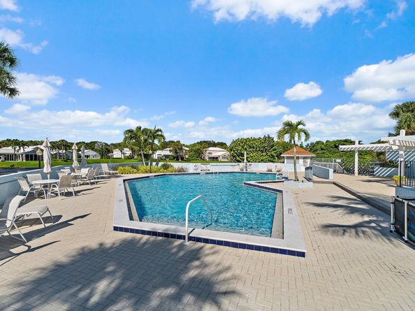 17205 Hilliard Terrace, Jupiter FL 33477