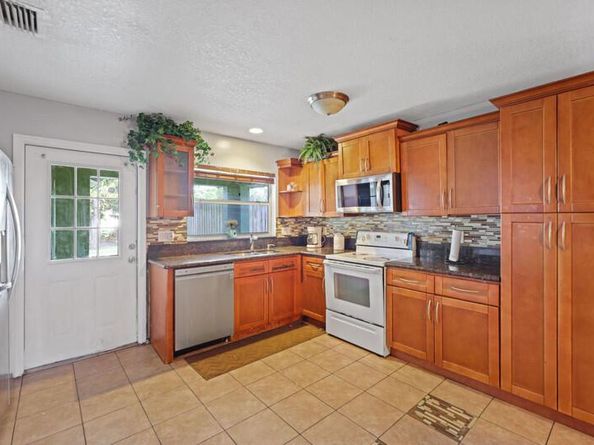 215 S E Street, Lake Worth Beach FL 33460