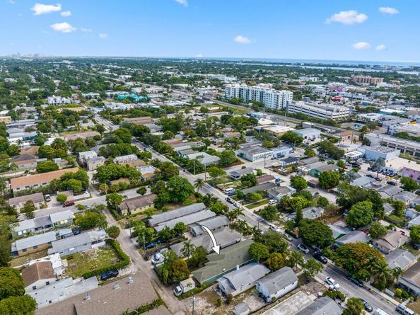 215 S E Street, Lake Worth Beach FL 33460