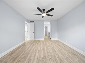 6061 N Falls Cir Dr 109, Lauderhill FL 33319