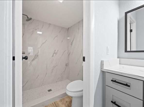6061 N Falls Cir Dr 109, Lauderhill FL 33319