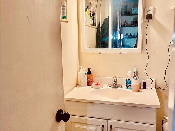 4827 NW 2nd Ct, Plantation FL 33317