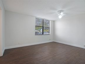 109 Lake Emerald Dr 110, Oakland Park FL 33309