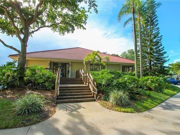 109 Lake Emerald Dr 110, Oakland Park FL 33309