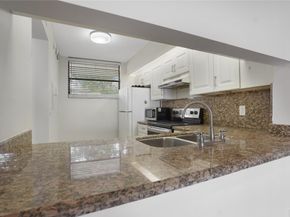 109 Lake Emerald Dr 110, Oakland Park FL 33309