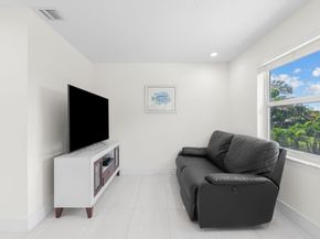 1254 NW 102nd Way, Coral Springs FL 33071