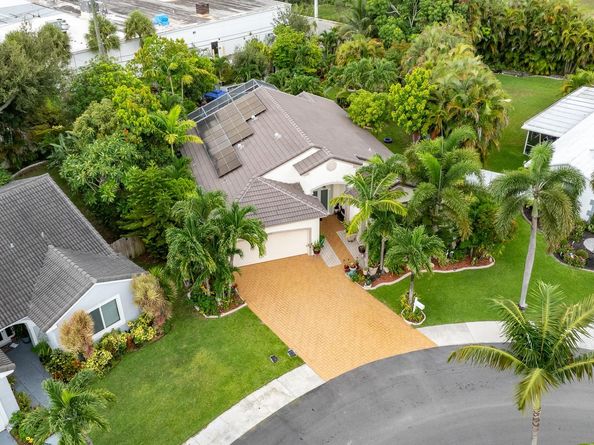 3264 NW 22nd Avenue, Oakland Park FL 33309