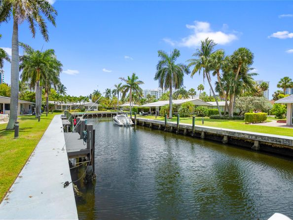 3210 SE 10th St 9F, Pompano Beach FL 33062