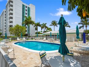 3210 SE 10th St 9F, Pompano Beach FL 33062