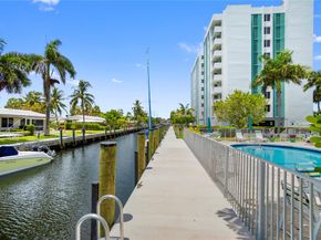 3210 SE 10th St 9F, Pompano Beach FL 33062