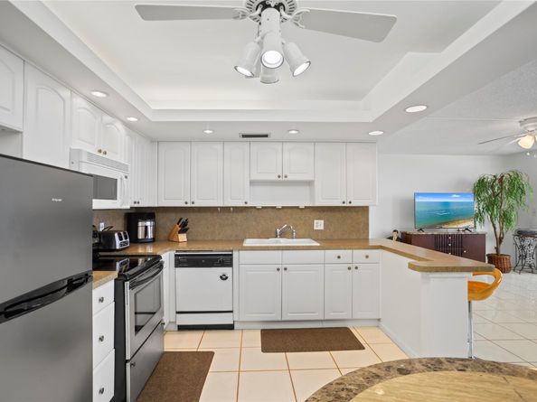 3210 SE 10th St 9F, Pompano Beach FL 33062