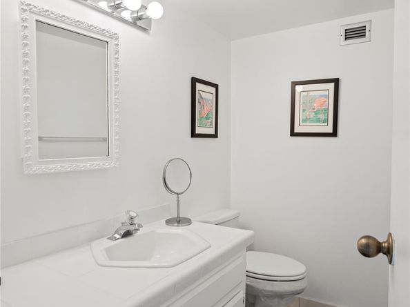 3210 SE 10th St 9F, Pompano Beach FL 33062
