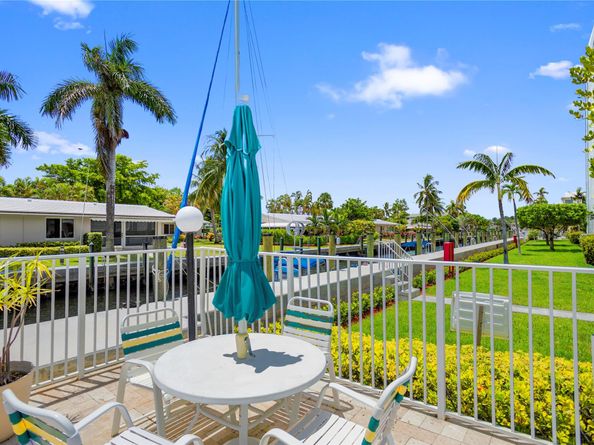 3210 SE 10th St 9F, Pompano Beach FL 33062