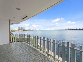 371 Wilma Circle 5, Riviera Beach FL 33404
