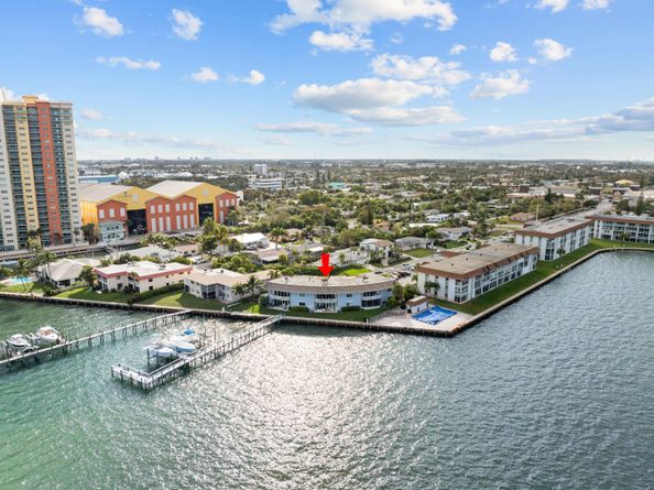 371 Wilma Circle 5, Riviera Beach FL 33404