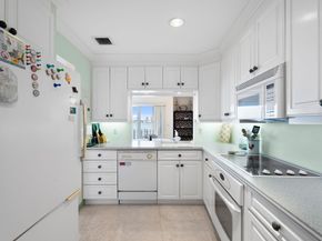 371 Wilma Circle 5, Riviera Beach FL 33404