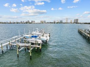 371 Wilma Circle 5, Riviera Beach FL 33404