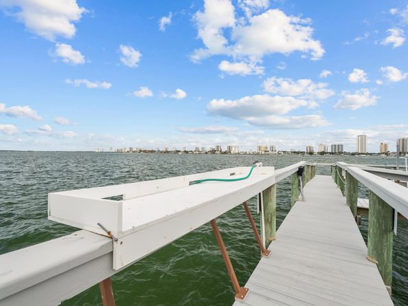 371 Wilma Circle 5, Riviera Beach FL 33404