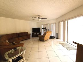 9091 NW 11th Ct, Plantation FL 33322