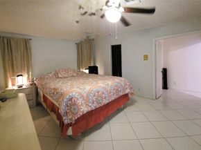 9091 NW 11th Ct, Plantation FL 33322