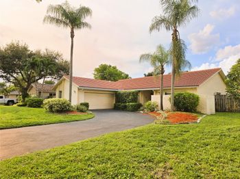 9091 NW 11th Ct