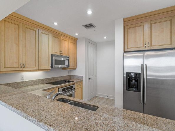200 NE 2nd Avenue 401, Delray Beach FL 33444