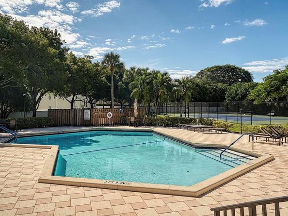 416 Buttonwood Place, Boca Raton FL 33431