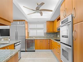 2051 SE 3rd St TH8, Deerfield Beach FL 33441