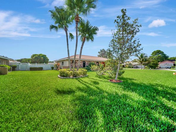 2303 NW 115 Ave, Coral Springs FL 33065