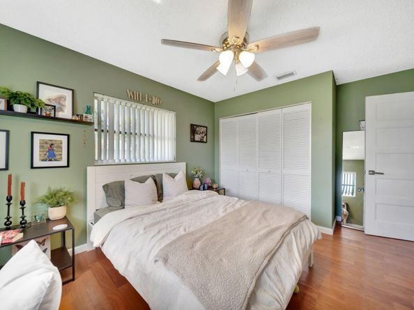 2303 NW 115 Ave, Coral Springs FL 33065
